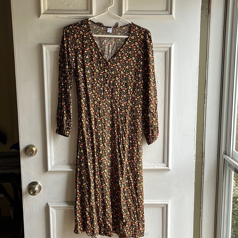 Old Navy Mid-Tier Dress